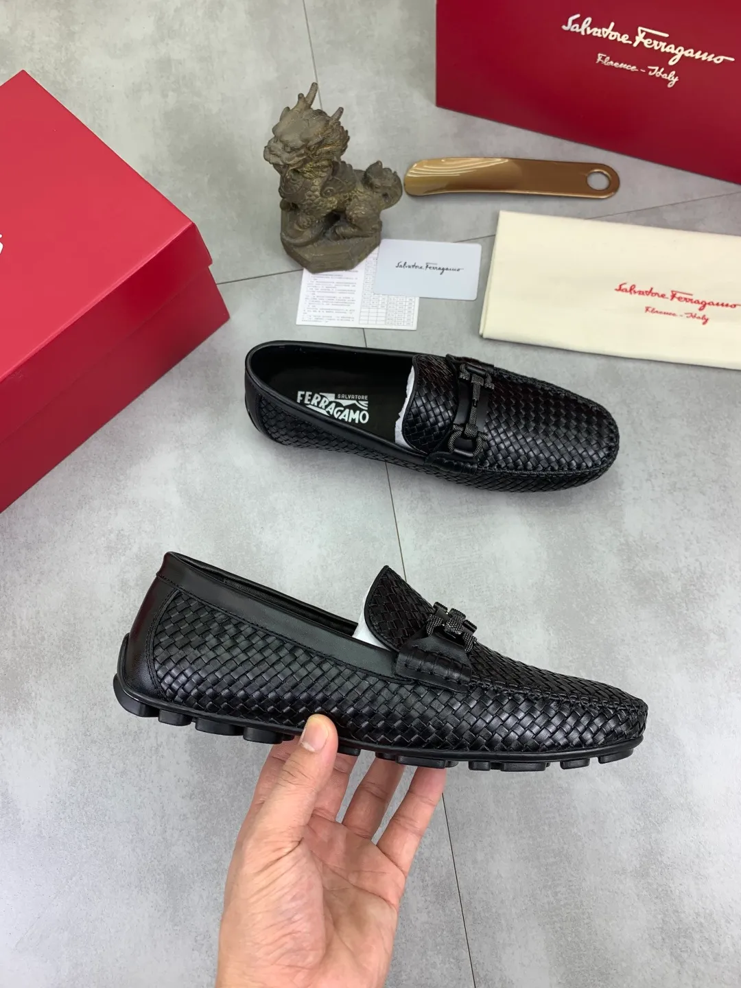 Men's men's shoes 💰P520 new high quality [Ferragamo/Ferragamo] latest model original imported calfskin, imported cowhide lining + original luxury metal buckle + original combination outsole Comparison without pressure Code number: 38-44 (45 customized)